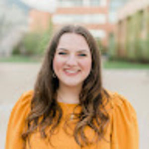 Meet your Posher, Abby